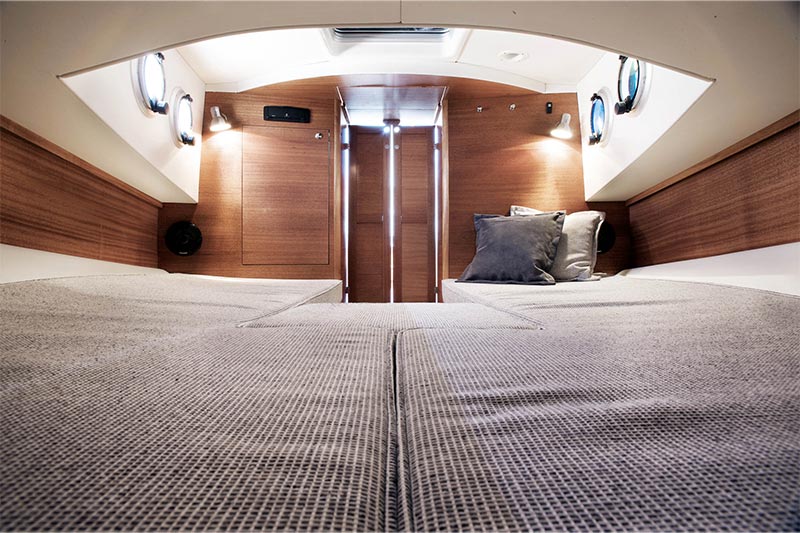 Paragon 25 Cabin Berths
