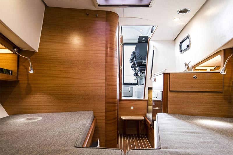 Paragon 31 Cabin Berths