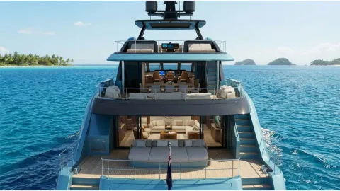 Catamaran Super Yacht 32m Aft